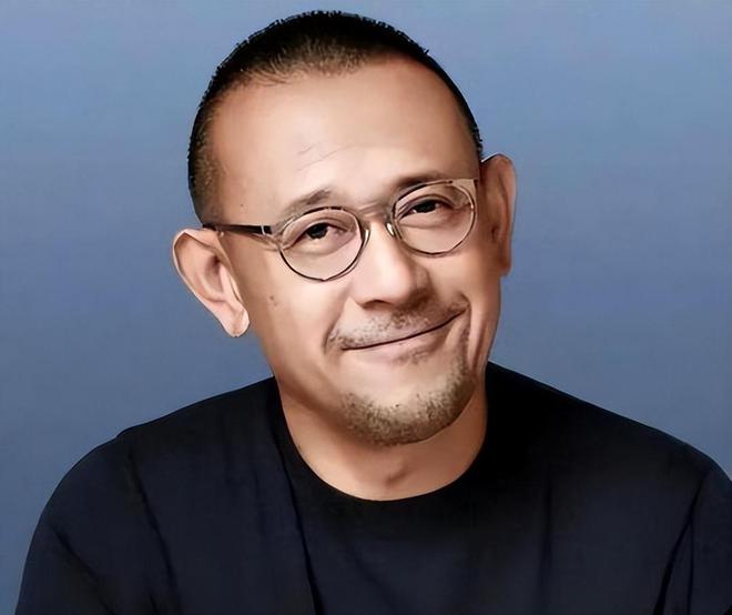 变老后我就成了你本人看到都会愣三秒冰球突破游戏“跨龄撞脸”的5对明星(图24)